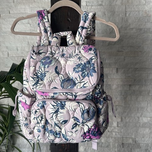 Vera Bradley federleichter Rucksack frisch geschnitten geblümt lavendel
