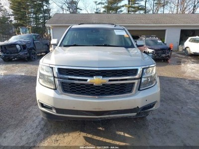 (LOCAL PICKUP ONLY) Roof Glass Fits 15-20 SUBURBAN 1500 1030825