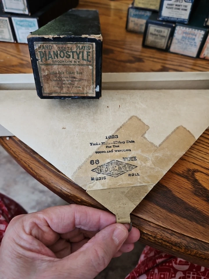 Lote de 4 rollos de piano antiguos estilo piano Foto 4 de 4