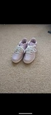 Reebok Heelys Size 3, clean & in good condition,  Pink & White