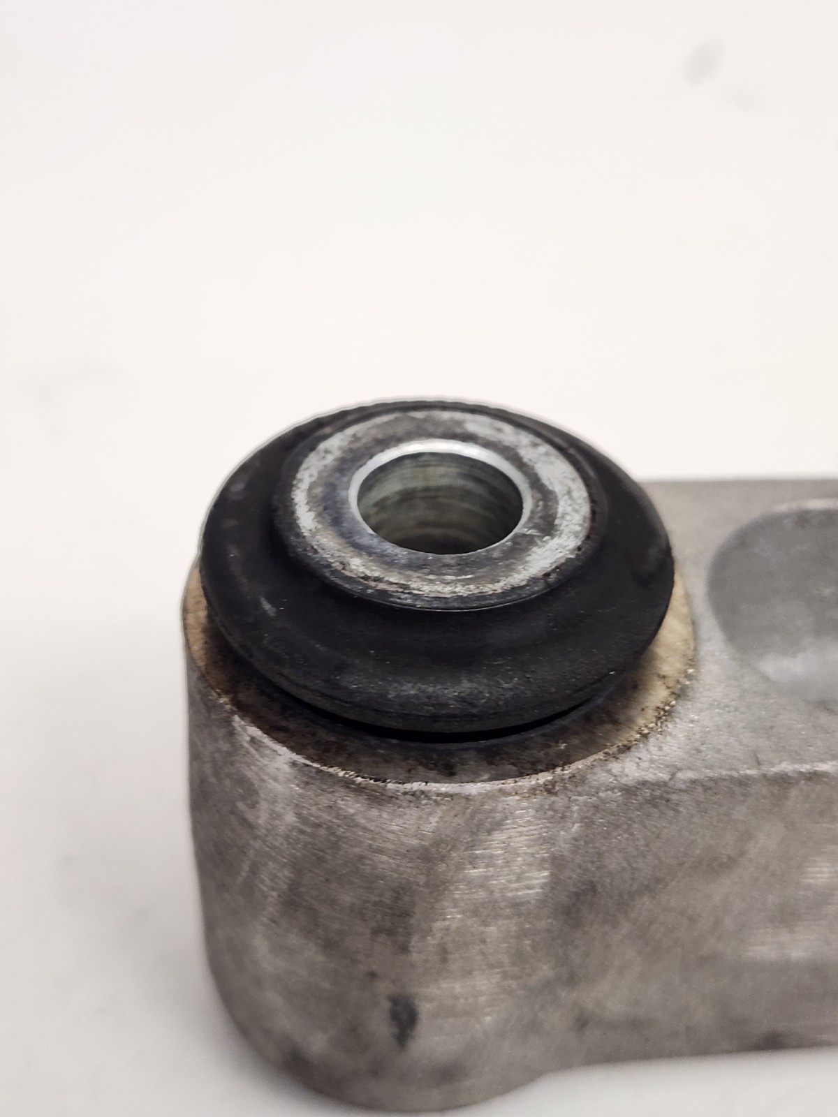 McLaren MP4-12C 2012-2014 Engine mount P/N 11F0507CP