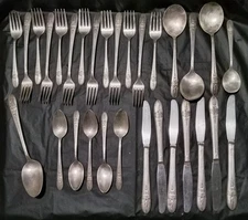 Vtg Wm. Rogers Mfg. Co. Triumph Extra Plate Original Rogers Silverware 30 Pc Set