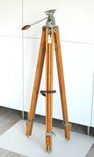 Dreibein Holzstativ mit Neigekopf