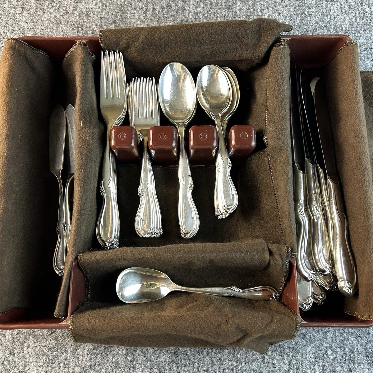 Rogers Bros Post - 1940 Flatware-Place Setting Antique US Silver