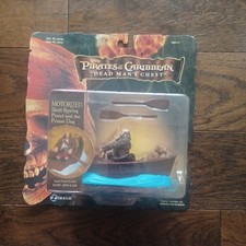 Zizzle Pirates Of The Caribbean MOTORIZED Skiff Rowing Pintel & The Prison Dog..