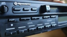 ROADSTAR RC-8250 AUTORADIO STEREO A CASSETTE VINTAGE 