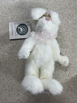 Boyds Bears & Friends Fluffie Bunnyhop 10'' White Bunny Rabbit Plush Doll NWT