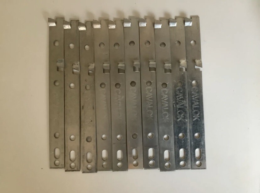 Steel Frame Fixing Lugs/Brackets/Cleats for Upvc Windows & Doors 202mm