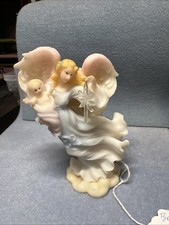seraphim angel ornament “Light Of The World” #81667 5” Tall. No Chips/cracks