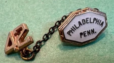 1942 PHILADELPHIA PENN sweater Pin Enamel pins