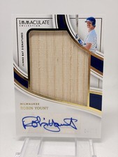 2023 Panini Immaculate Robin Yount Auto, Bat Inser /10