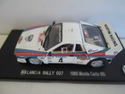Foto 9 di 19