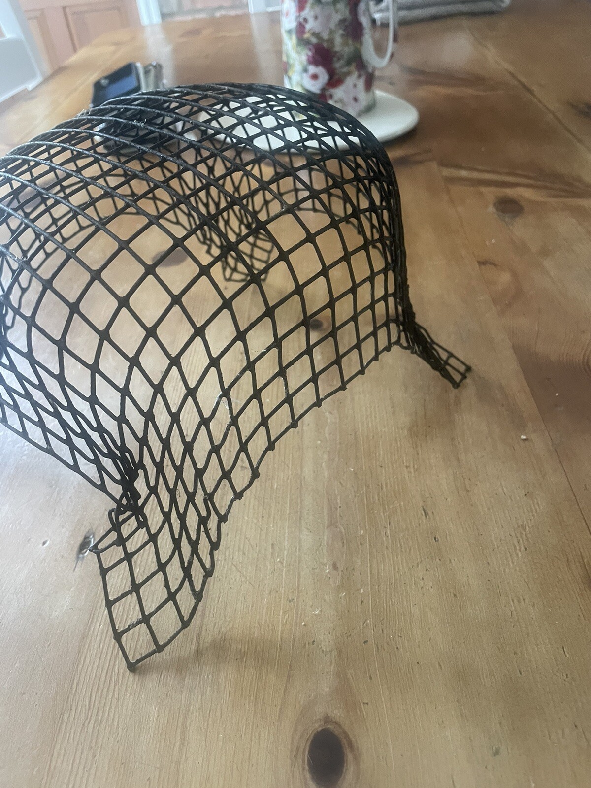 Chimney Cowl cage stop birds nesting. discreet fitting sits inside