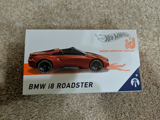 Bmw i8 hot wheels