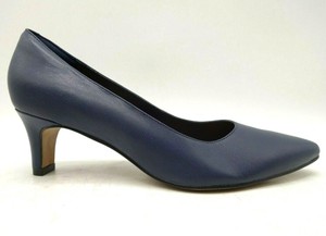 clarks blue pumps