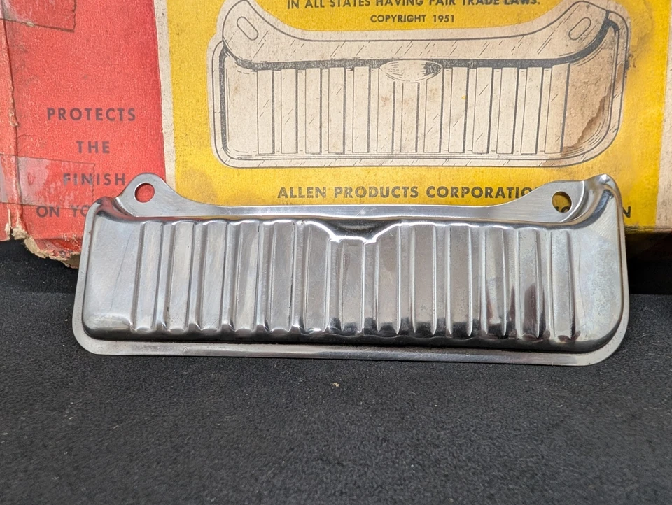 Nuevo de Lote Antiguo 1951 Serie 98 Gas Combustible Puerta Protector Moldura Adorno Foto 4 de 4