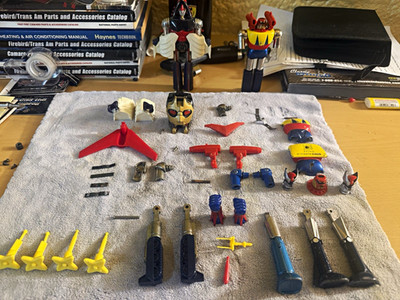 Popy Raydeen,PoseidGodaikin GA-05 Gaiking Vintage 1978 Robot Figures & Parts Lot