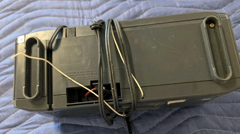 Sony ICF-C600 Dream Machine AM/FM кассетные цифровые часы радио отсутствует крышка - Изображение 2 из 3