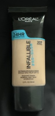 L'Oreal Infallible Pro-Glow 24hr Foundation Shade 207 SPF 15 Sunscreen NEW!