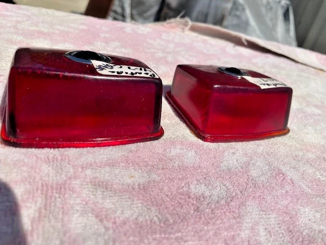 1941 1942 1946 1947 Pontiac NORS Lynx Eye GLASS PUNTO AZUL Luz Trasera Lente Par Foto 4 de 4