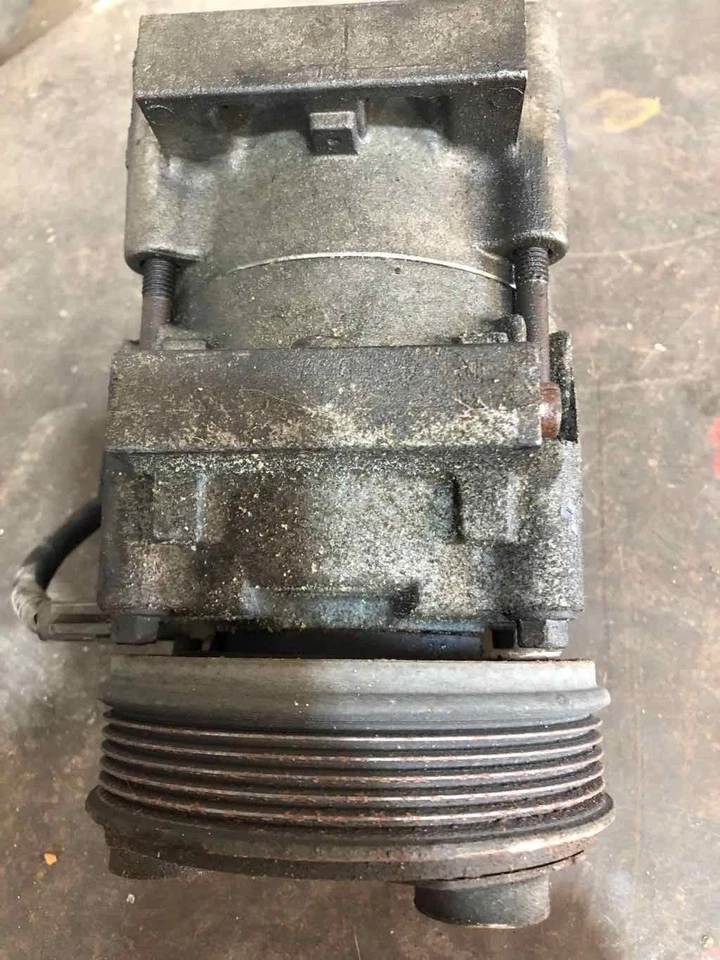 1997-2000 Ford Taurus compressor CA com embreagem Mercury Sable fabricante de equipamento original - Imagem 2 de 4