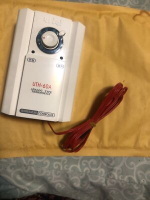 Uriel UTH-60 Analog Type Thermostat  Temperature Controller New With Box