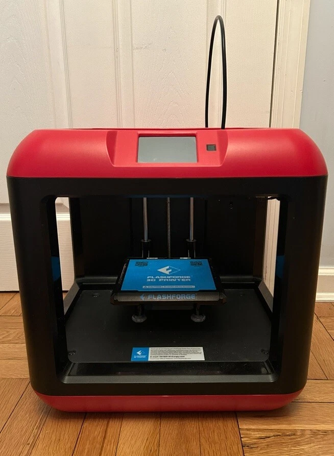 FlashForge Finder 3D Printer + 7 Filaments + USB And Power Cable - Image 2 of 4