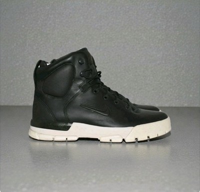 NIKE ACG AIR NEVIST-6 PREMIUM MENS BOOTS -  MENS SIZE 9 NEW RESERVED**