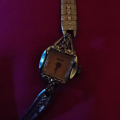 Hamilton Vintage Women's Square Dial Wristwatch Manual Mechanical Gold Dial