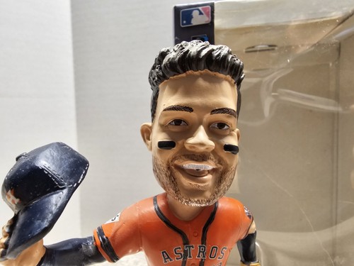 Jose Altuve Houston Astros MLB 2017 Forever Collectibles FOCO #'d Bobblehead NIB - Picture 2 of 15