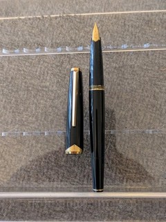 Vtg Black Gt Montblanc 121 Fountain Pen 18k F Nib