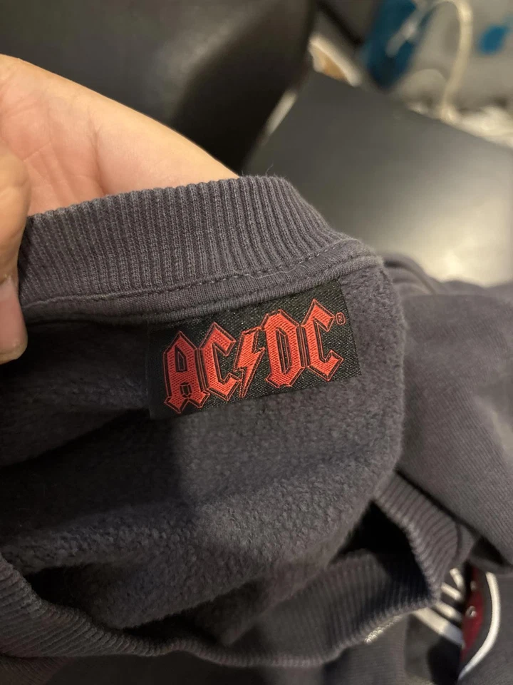 Camiseta manga larga AC/DC alto voltaje Foto 4 de 4