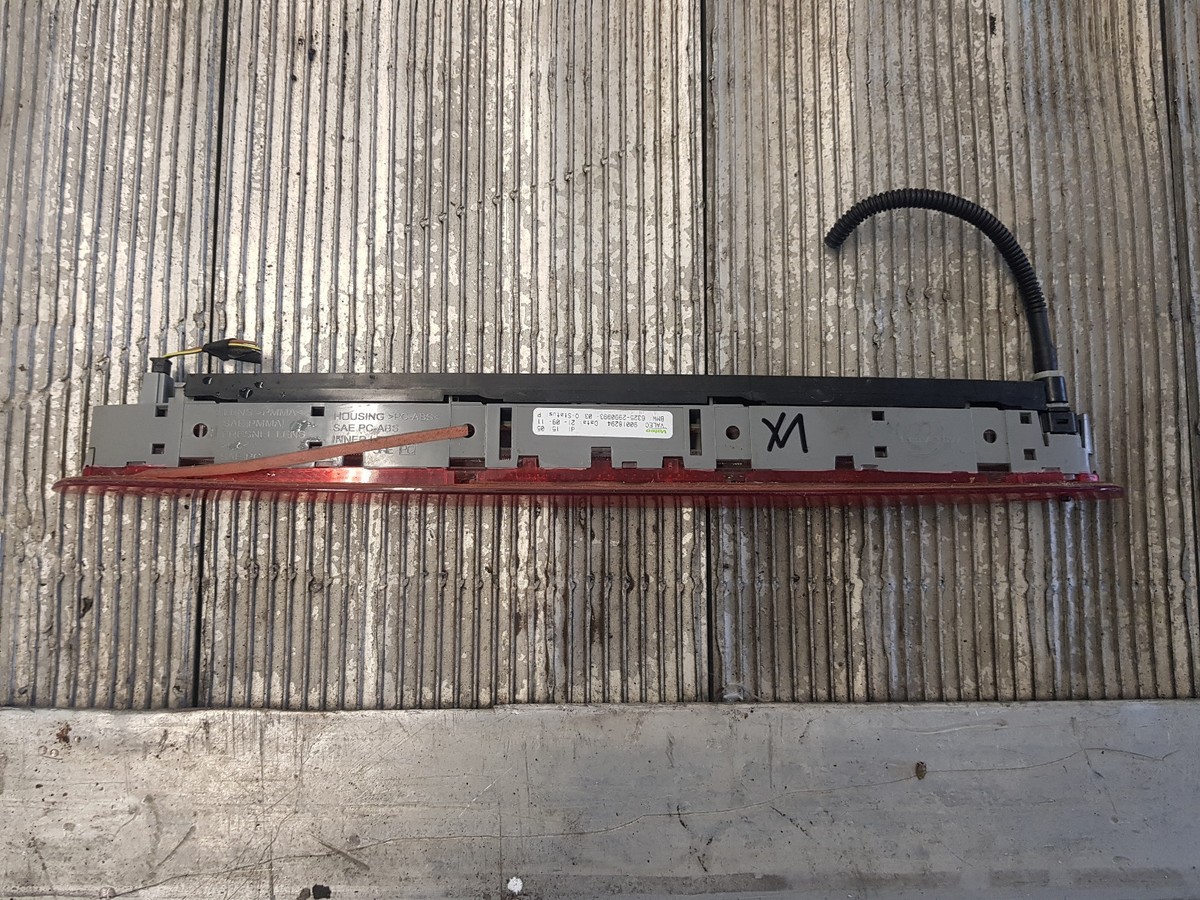 BMW X1 dritte Bremsleuchte Bremsleuchte Heckklappe mitte  