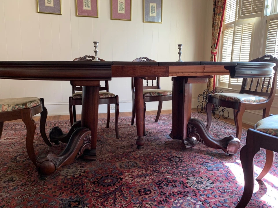 Muebles de comedor victorianos antiguos de caoba Foto 2 de 4