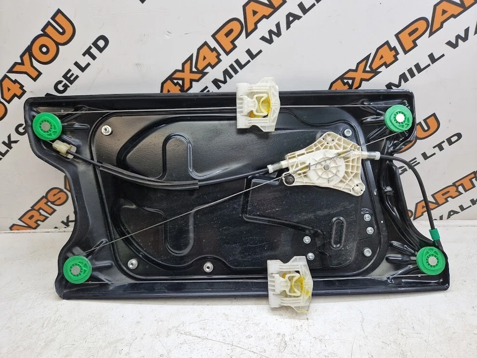 2010 RANGE ROVER SPORT L320 LEFT FRONT WINDOW MOTOR REGULATOR AH2223200AB - Image 4 of 4