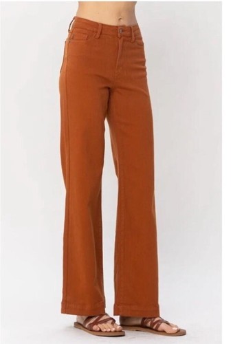 Judy blau neu mit Etikett Audrea weites Bein Garment Dyed Jeans kastanienbraun orange Größe 15/32