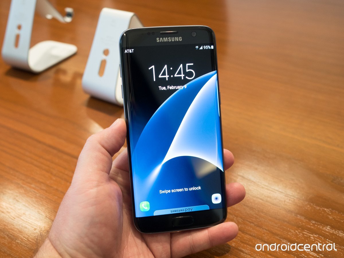Samsung Galaxy S7 edge - 32 GB - Silver Titanium (Unlocked