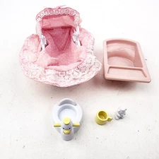 Calico Critters Sylvanian Families  Sophies Love n Care Nursery Replacement Part