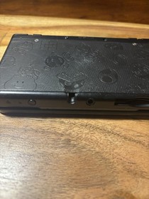 Nintendo 3DS Mario Edition Black Friday Edition US Model W Charger And Case