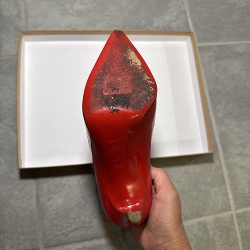 Christian Louboutin Red Patent Leather High Heels 7.5 US/37.5 EU, Box Included - Picture 9 of 16