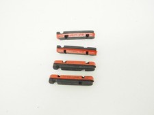 Campagnolo BRBO500 Rim Brake Pad Set 4 Pads Black / Red