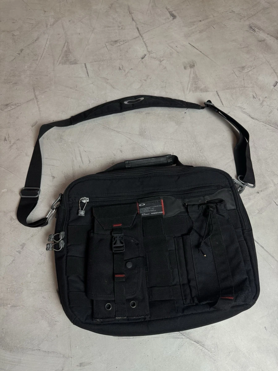 Oakley Men's Nylon Messenger Bags for sale - eBay