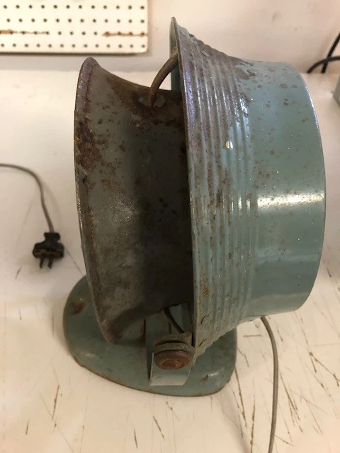 Ventilador de mesa de escritorio vintage de metal Vornado Jr modelo 1402 probado funcionando Foto 3 de 4