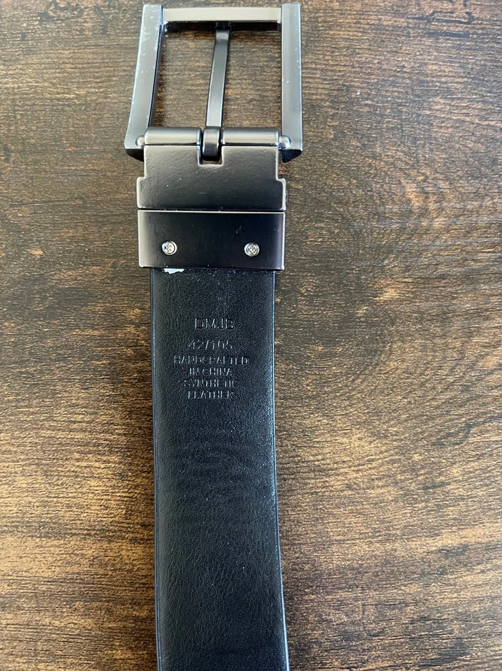 Cinturón de vestir reversible negro/marrón Kenneth Cole Reaction para hombre 42/106 Foto 2 de 4