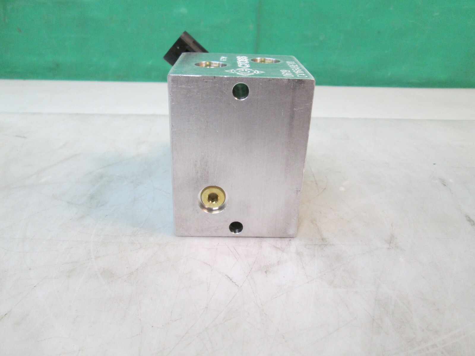NEW CROSS HYDRAULIC VALVE ASSEMBLY BLOCK Grelly USA