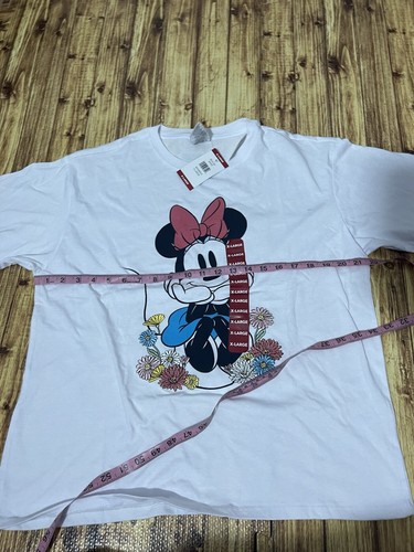 Disney Minnie Mouse Shirt Womens Small XL White Embroidered Flowers Short Sleeve - Picture 8 of 9