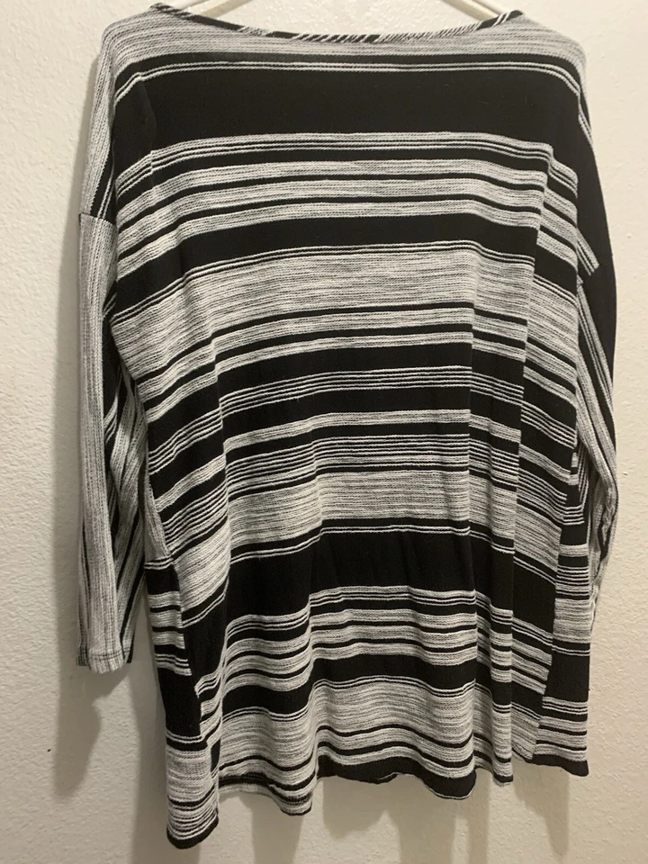 Pullover Cable And Gauge XL manga 3/4 rayas blancas y negras Foto 3 de 4