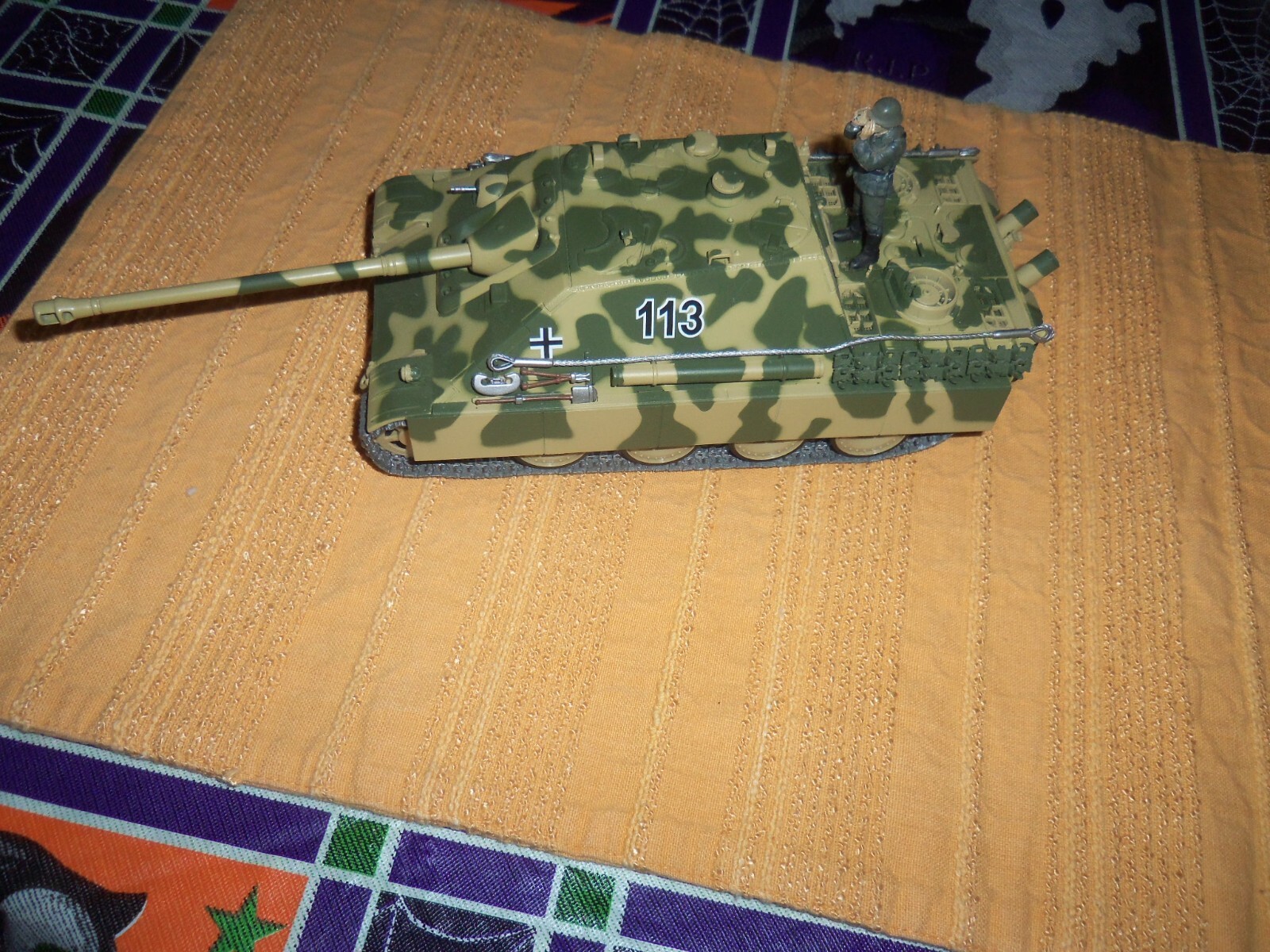 Picture 1 of 5