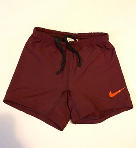 maroon nike shorts