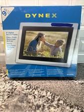 Dynex 9  Digital Picture Frame, 32 MB Internal Memory, Memory Card Capability